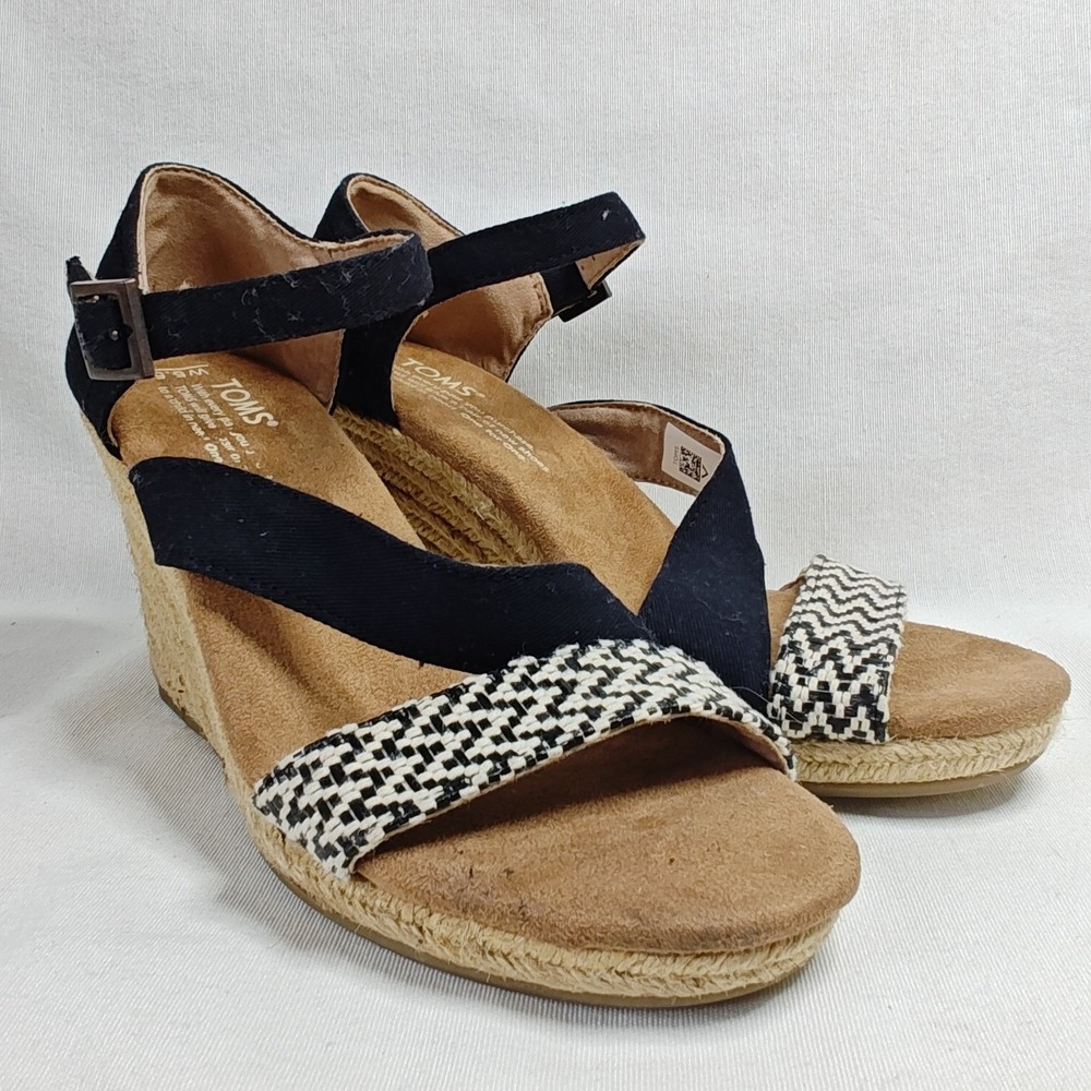 TOMS Womens Rope Clarissa Wedge Shoe  Black White Natural Sandal Espadrilles 5.5